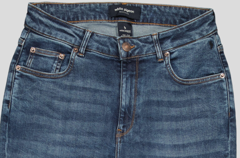 PANTALON JEANS SLIM FIT
