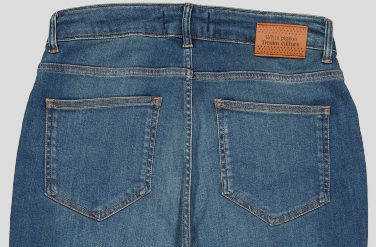 PANTALON JEANS SLIM FIT