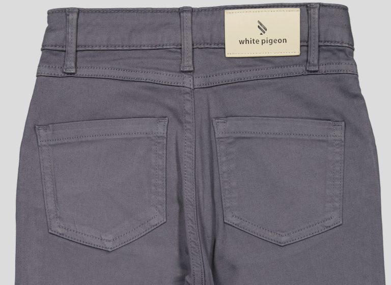 PANTALON CHINO AVEC STRASS