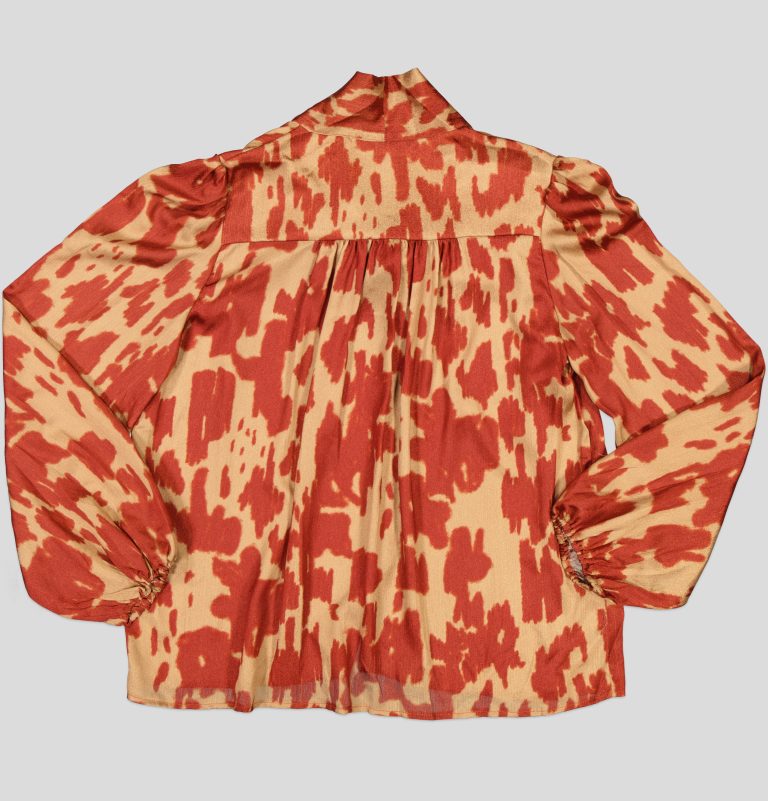 CHEMISE