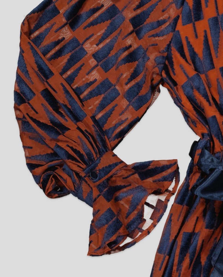 ROBE
