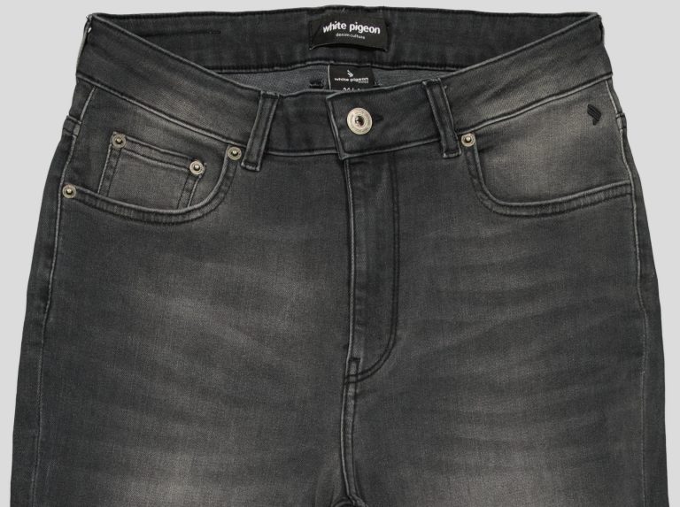 PANTALON JEANS SLIM FIT