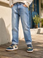 Jean garçon coupe en denim 100% coton