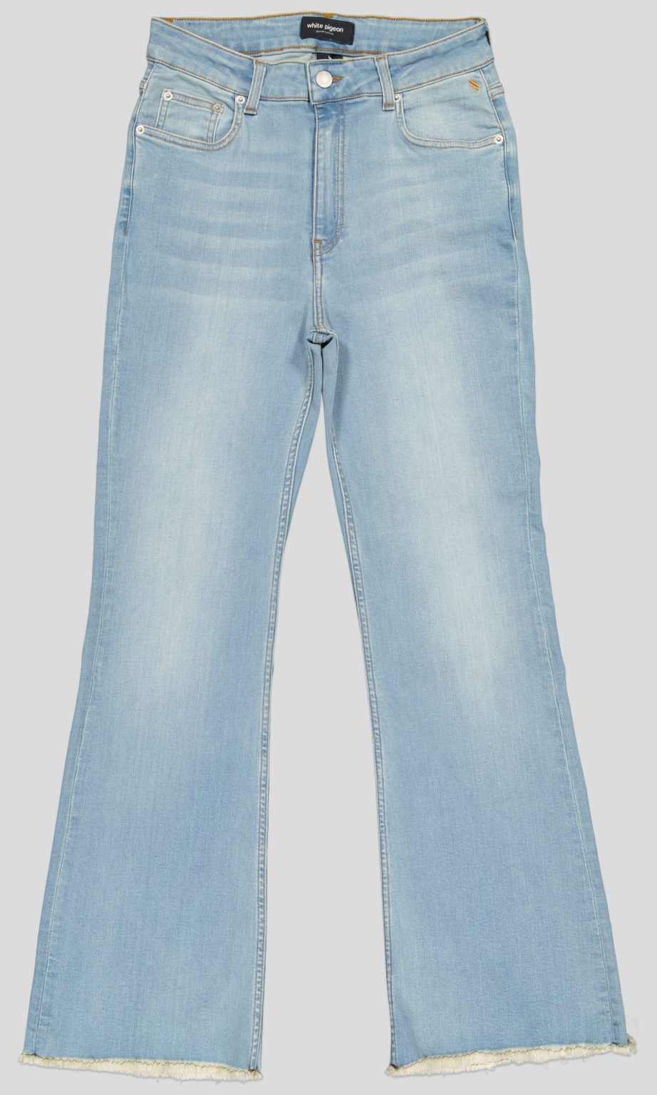 PANTALON JEANS FLARE FIT