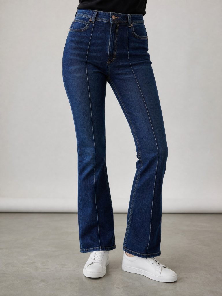 Jean femme taille haute coupe bootcut