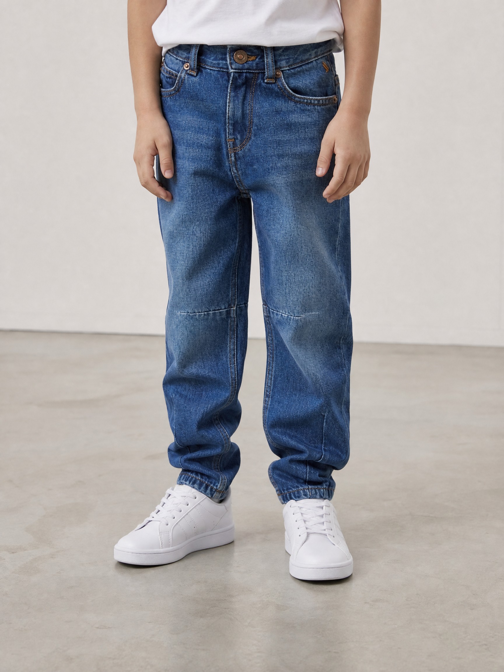 WPJG002_WP_WP (Modèle Virtuel) Jean garçon coupe jogger en denim 100% coton – Image 1