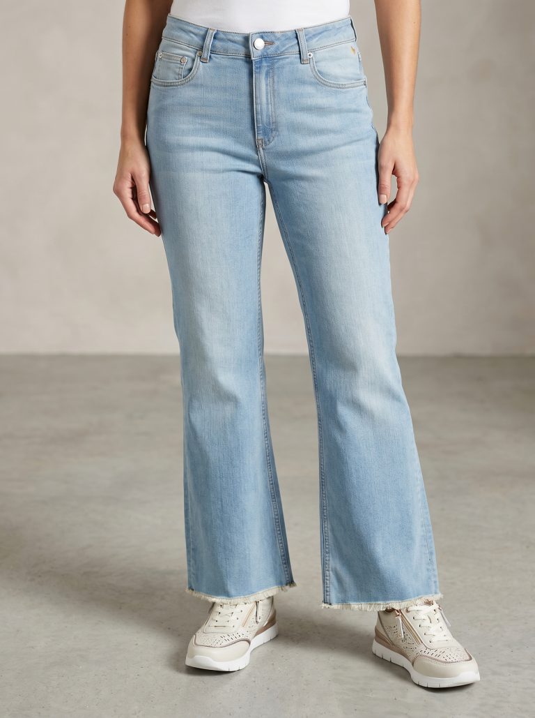 PANTALON JEANS FLARE FIT