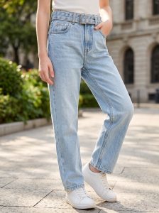 Jean taille haute délavé avec ceinture