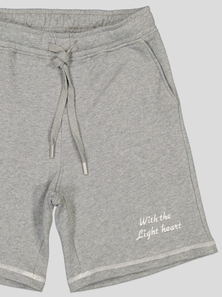 Ensemble Femme "With the Light Heart" – T-shirt Oversize + Short Molleton