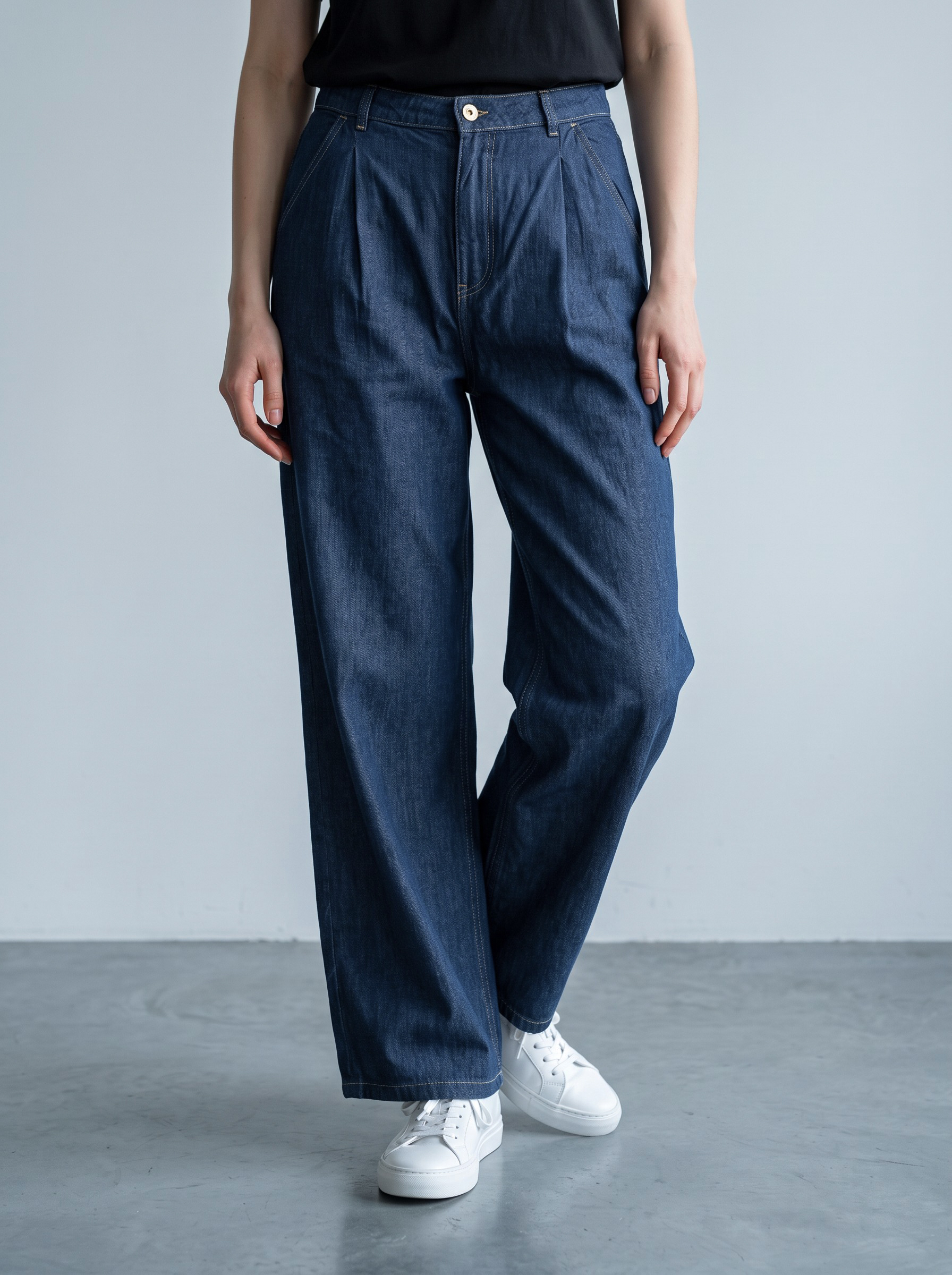 JEFBL0020_WP_WP (Mannequins IA) Jean Femme Large à Pinces – Image 1
